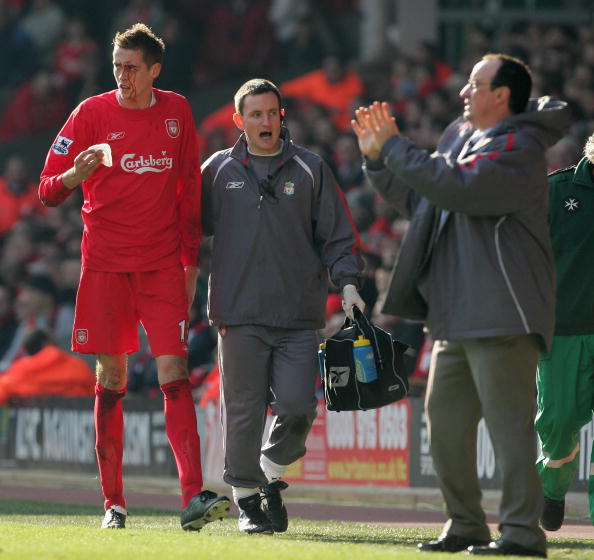 曼联的不稳定表现：马兹拉维的愤怒与反思