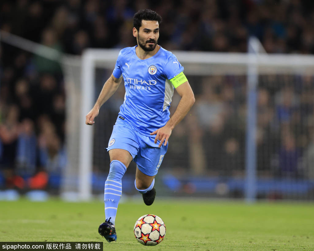 阿布拉汗总结2025：谢谢这一年的滚烫，谢谢所有“我们”