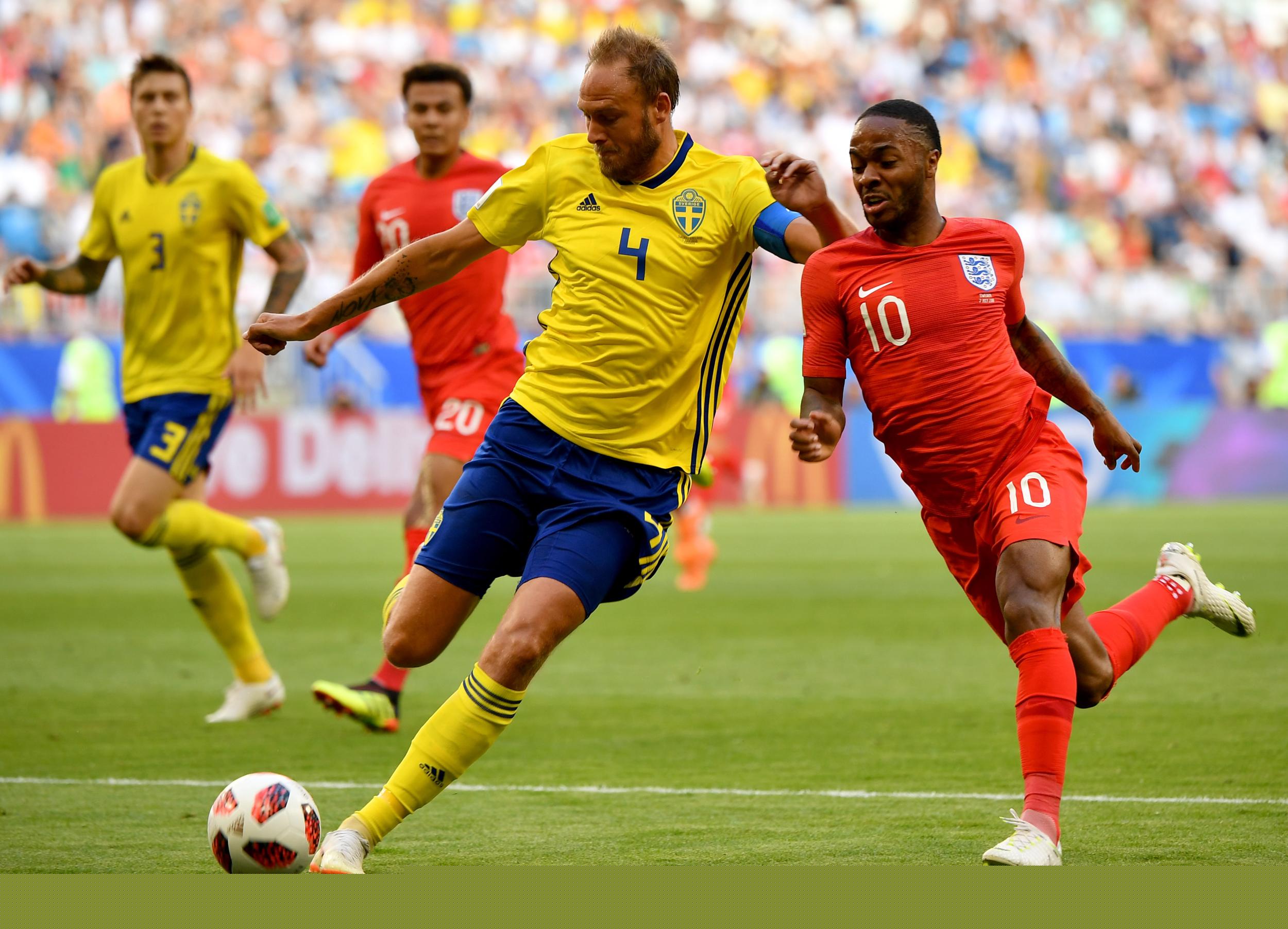 包揽9球拳打亚马尔脚踢哈兰德 姆巴佩有望破C罗神纪录