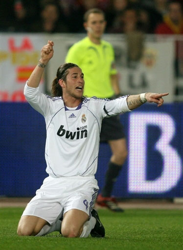 TyC名记：皇马已经告知尼科-帕斯，他们想在冬窗将其回购