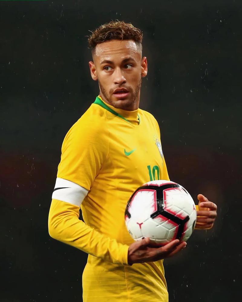 F1阿布扎比站二练：可以庆祝冠军了？诺里斯强势领先