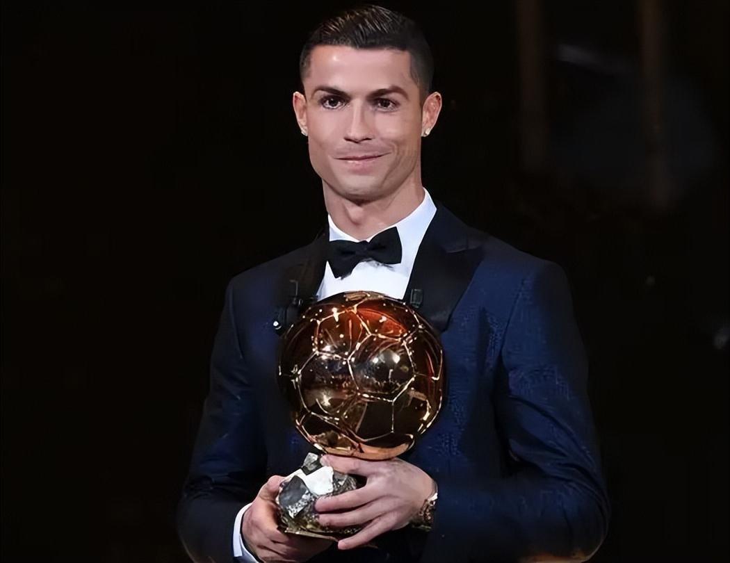 日职联战报：莱奥、知念庆破门，鹿岛鹿角2-1横滨FC