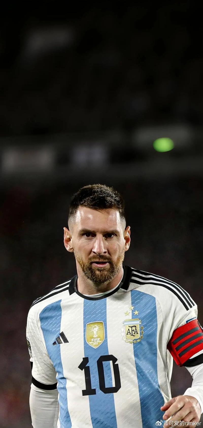 斯基拉：安古伊萨左大腿股二头肌严重撕裂，预计将缺阵40天